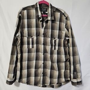 Filson Vintage Cotton Large shirts. Beige  Blk embrae. L. Stylish. Comfy. Casual